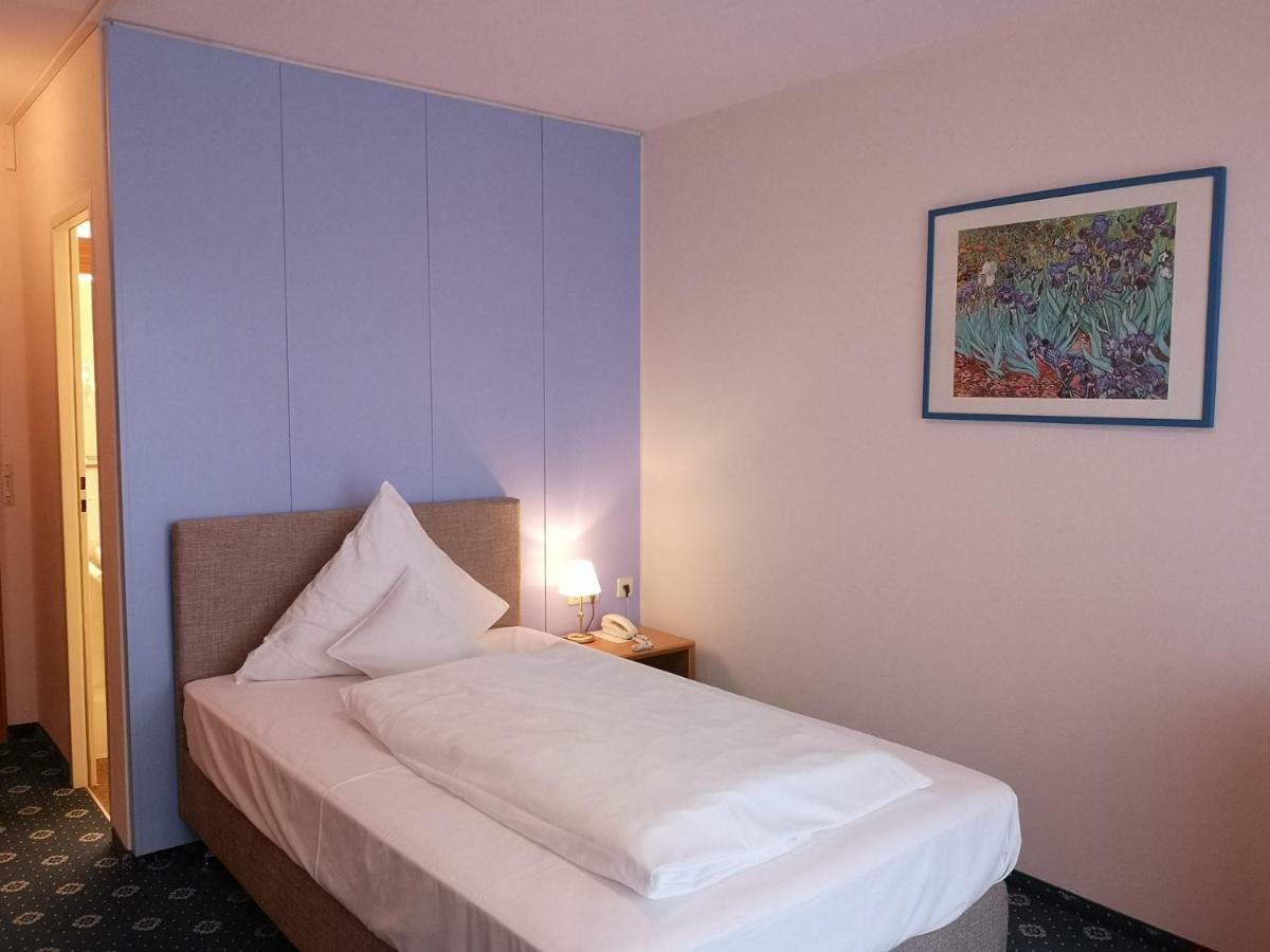 Hotel Ott Bad Krozingen Εξωτερικό φωτογραφία